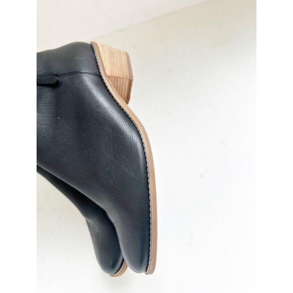 Cole Haan Black Leather Zip Bootie Block Heel Size 11 - Picture 3 of 4